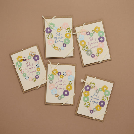 Paper Flowers Heart Card